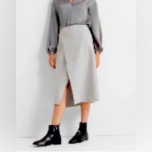 Club Monaco Slit Hem Skirt, size 2 in Gray